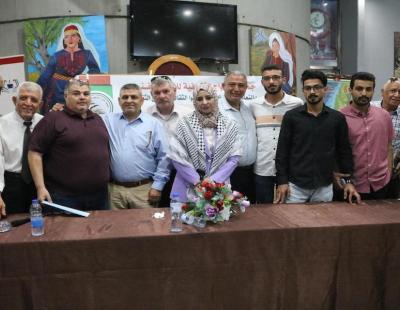 الأديبة رولا غانم تعبر عن فرحتها بتوقيع روايتها " نبضات محرمة" في غزة وسط الجمهور الفلسطيني