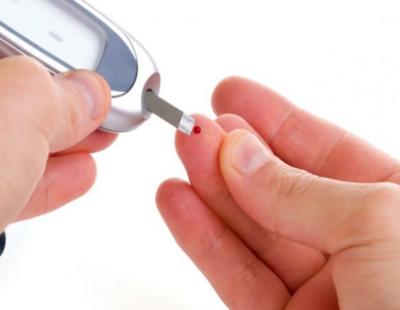 تقلبات مستويات السكر في الدم: ماذا يريد جسمك أن يخبرك به؟