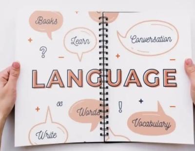 استكشاف تأثير التعددية اللغوية على المجتمع الأمريكي