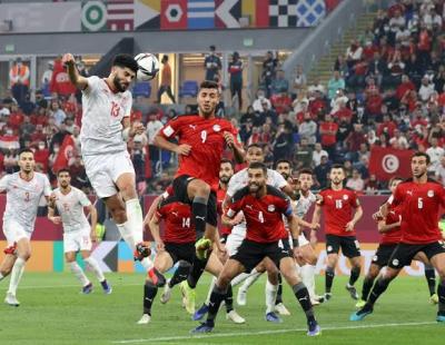 برأسية عمرو السولية ... مصر تودع البطولة و تونس تتأهل لنهائي كأس العرب 