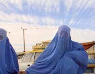 ريتشارد بينيت ينتقد قيود تفرضها حركة طالبان على حرية النساء