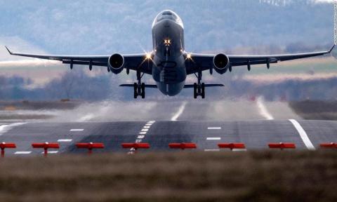 اياتا : ارتفاع أسعار النفط قد يؤخر فترة التعافي لشركات الطيران 