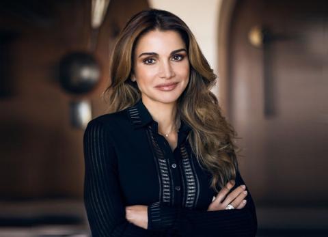 سيدة الأردن الأولى الملكة رانيا العبدالله آسرة القلوب بإنسانيتها 
