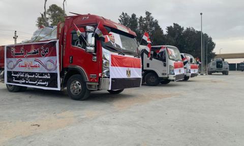 الهلال الأحمر المصري تستعد لتوفير المزيد من المساعدات الإغاثية العاجلة لقطاع غزة