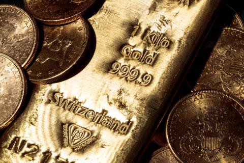 الذهب يفقد بريقه بعد تصريحات الفيدرالي الأميركي