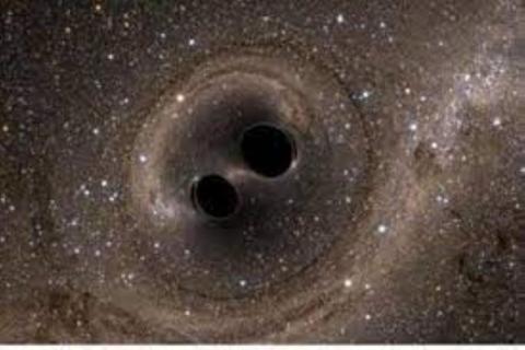 بريطانيا: ثقب أسود عملاق 33 مليار ضعف كتلة الشمس