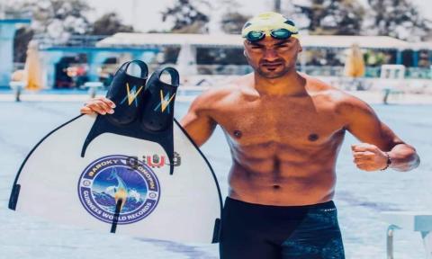 فوز رائع للباروكي في بطولة السباحة بالزعانف ببلغراد