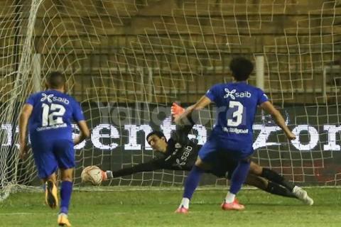 عواد يتألق و يقود الزمالك لنهائى كاس مصر 