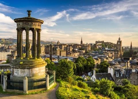 اسكتلندا: مزيج من المعالم السياحية والثقافة الغنية في إدنبرة
