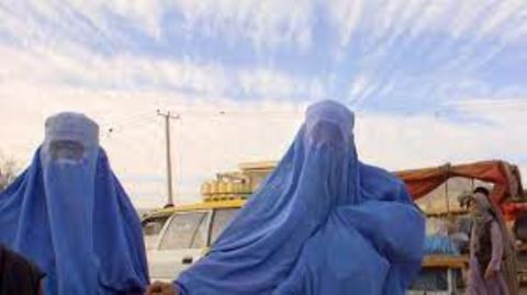 ريتشارد بينيت ينتقد قيود تفرضها حركة طالبان على حرية النساء